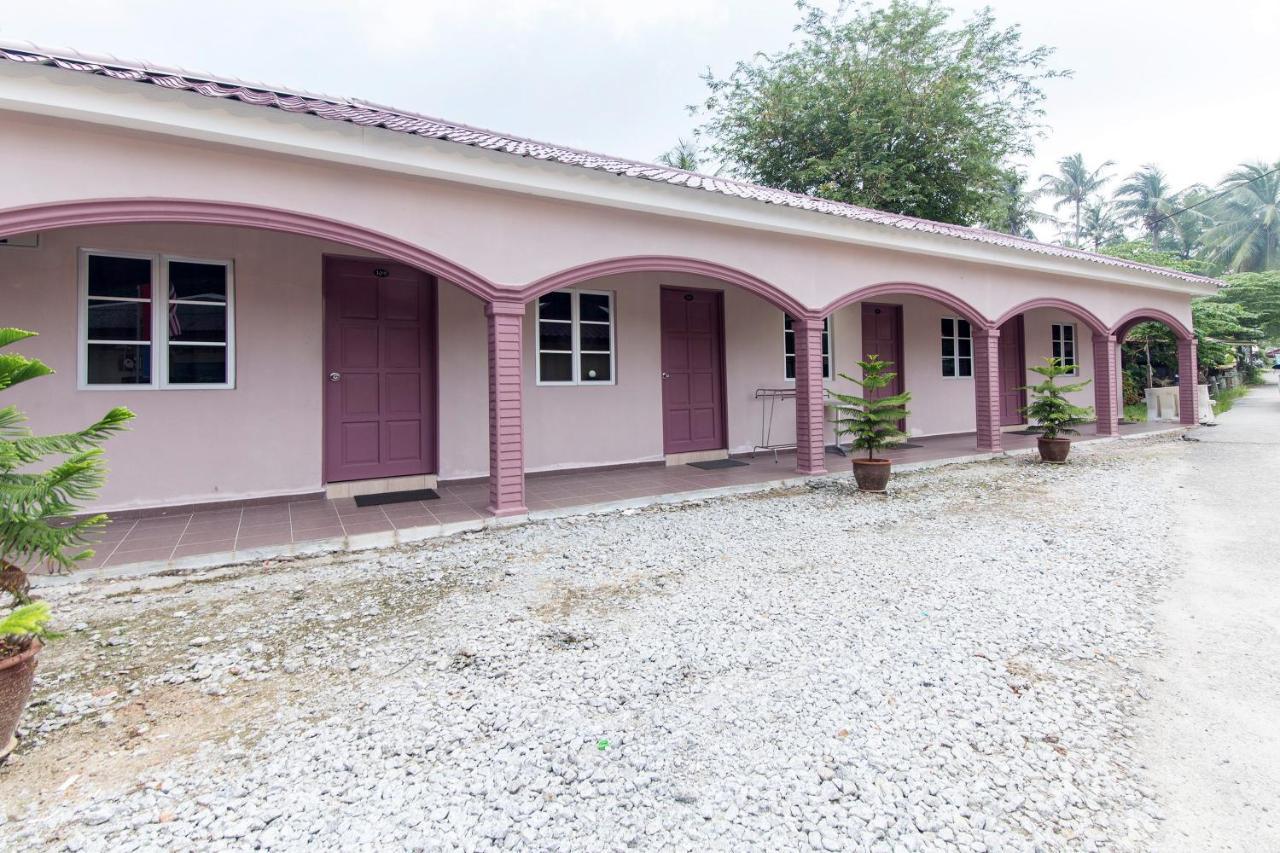 Kampung Guest House Pantai Cenang  Kültér fotó