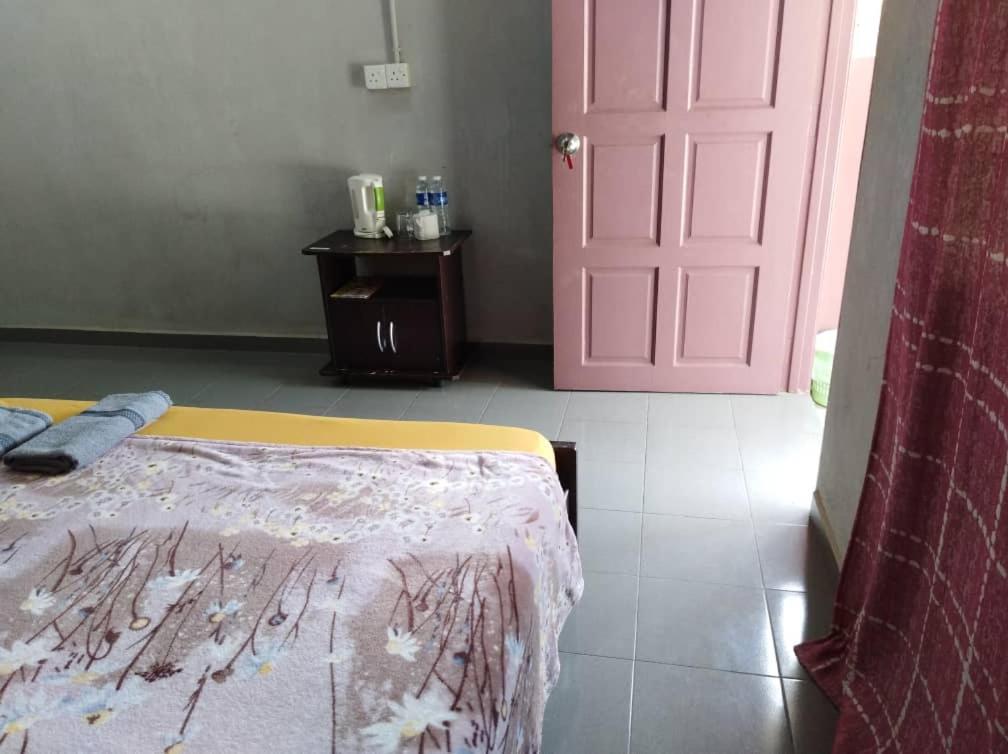 Kampung Guest House Pantai Cenang  Kültér fotó